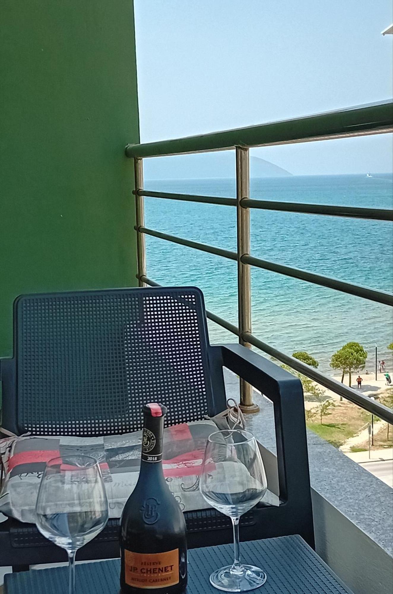 Luxury Appartament Lungomare Vlorë エクステリア 写真